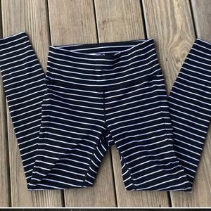Athleta Medium 7/8 leggings